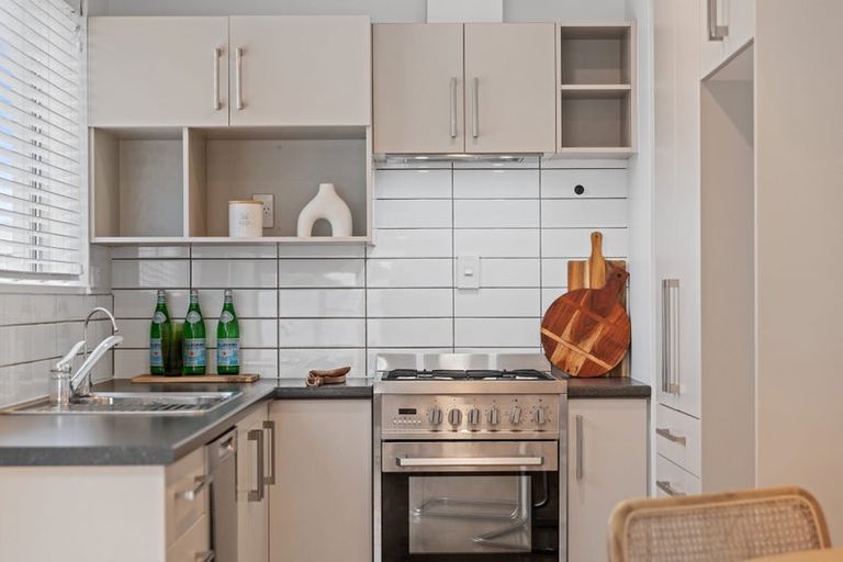 Photo of property in 197 Rutland Street, St Albans, Christchurch, 8052