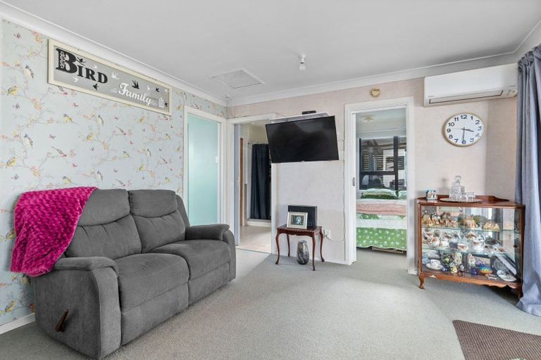 Photo of property in 60 Pinedale Crescent, Riversdale Beach, Masterton, 5872