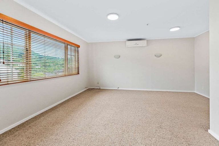 Photo of property in 5a Astor Street, Karori, Wellington, 6012