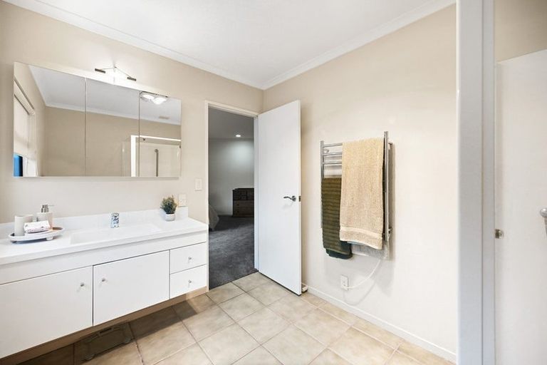 Photo of property in 75 Harrowfield Drive, Harrowfield, Hamilton, 3210