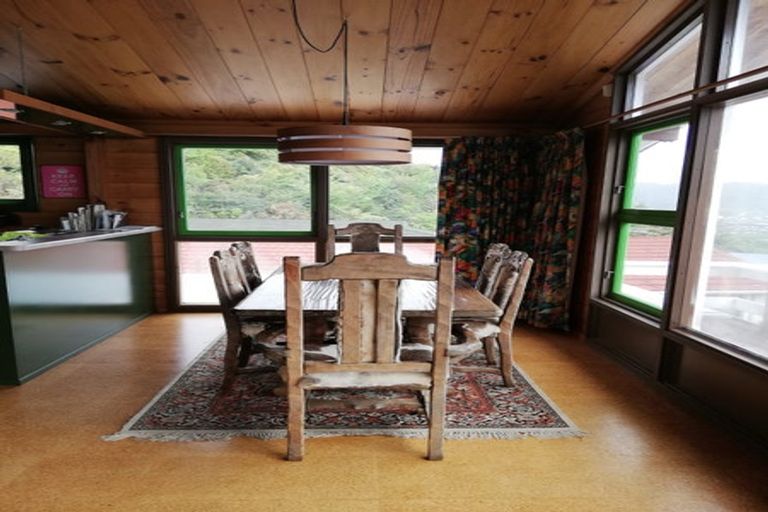 Photo of property in 35 Mulberry Street, Maungaraki, Lower Hutt, 5010