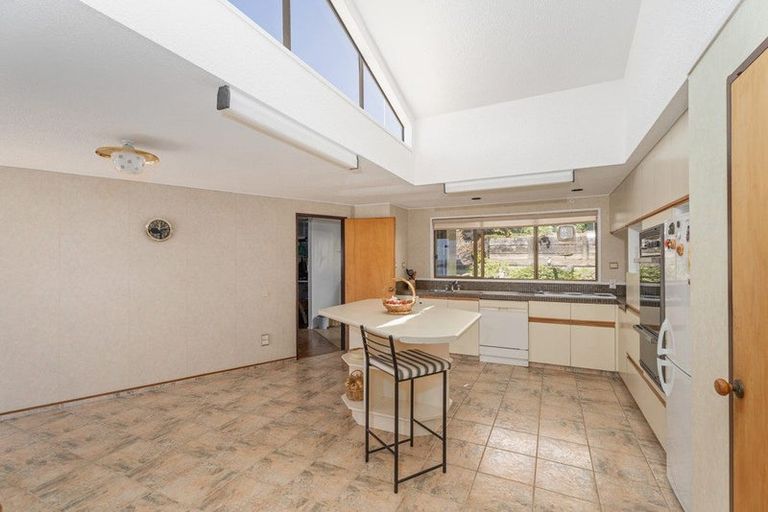 Photo of property in 14 Pine Grove, Tairua, 3508