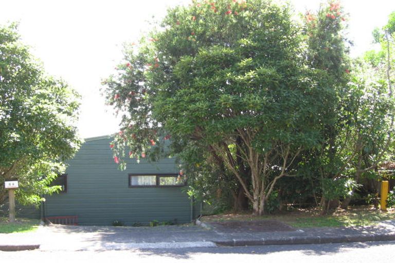 Photo of property in 6 Danbury Drive, Torbay, Auckland, 0630