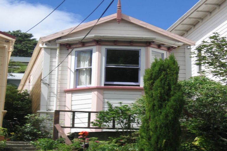 Photo of property in 41 Epuni Street, Aro Valley, Wellington, 6021