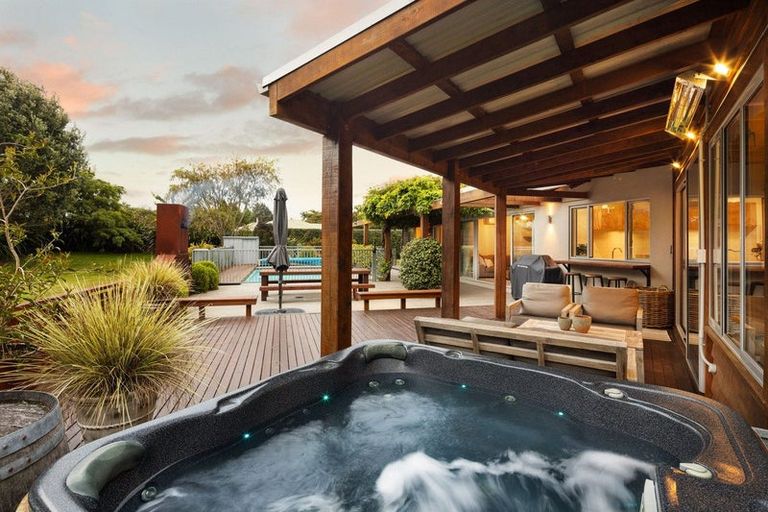 Photo of property in 150 Athlone Drive, Cambridge, 3434