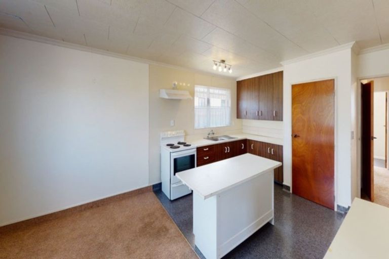 Photo of property in 37 Rimu Street, Levin, 5510