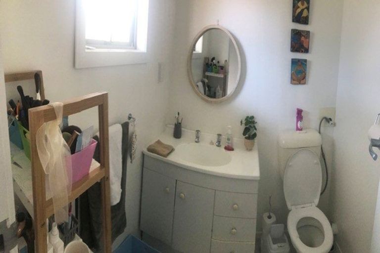 Photo of property in 15/83 Lake Road, Devonport, Auckland, 0622