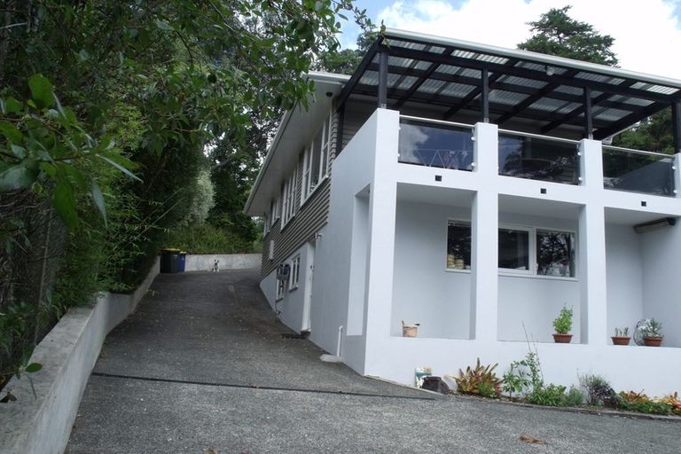 Photo of property in 97 Takahe Road, Titirangi, Auckland, 0604