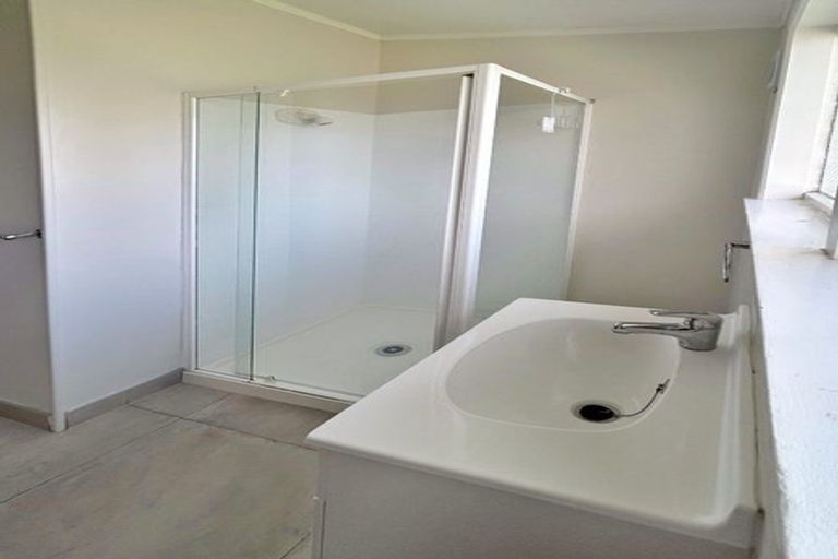 Photo of property in 1/312 Massey Road, Mangere East, Auckland, 2024