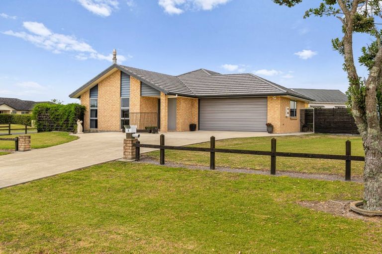 Photo of property in 2 Settlers View, Waipu, 0510