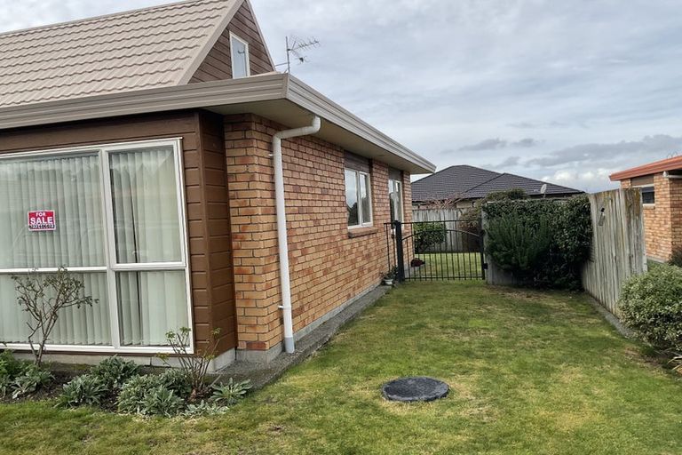 Photo of property in Holdsworth Villas, 26/2 William Donald Drive, Solway, Masterton, 5810