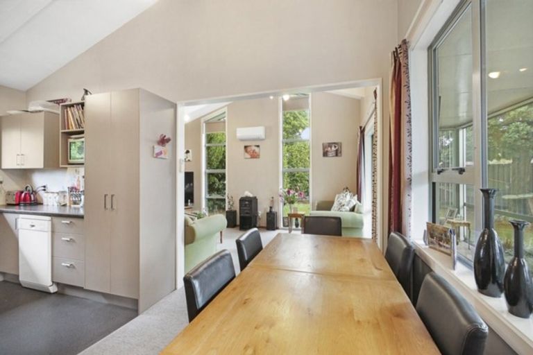 Photo of property in 143 Springs Road, Hornby, Christchurch, 8042