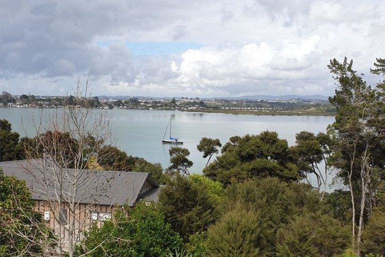 Photo of property in 140 Attwood Road, Paremoremo, Auckland, 0632