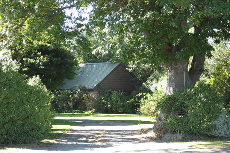 Photo of property in 207 Talbot Street, Geraldine, 7930