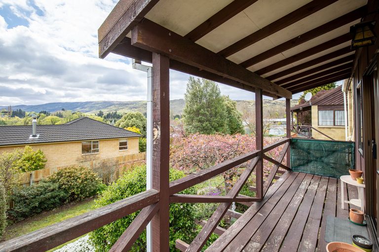 Photo of property in 8 Tweed Street, Roxburgh, 9500