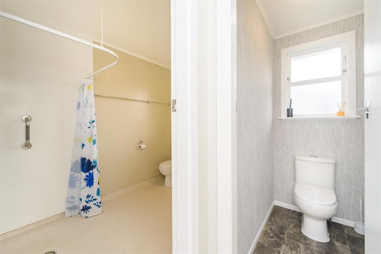 Photo of property in 10 Bond Street, Marton, 4710