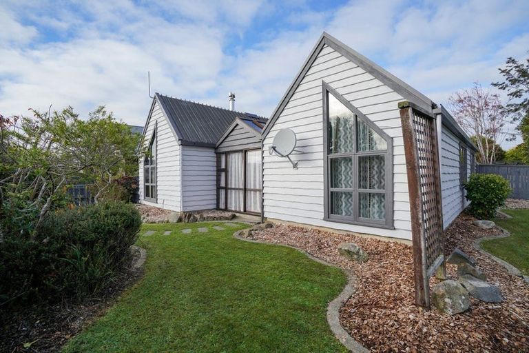 Photo of property in 15 Lauder Crescent, Heidelberg, Invercargill, 9812