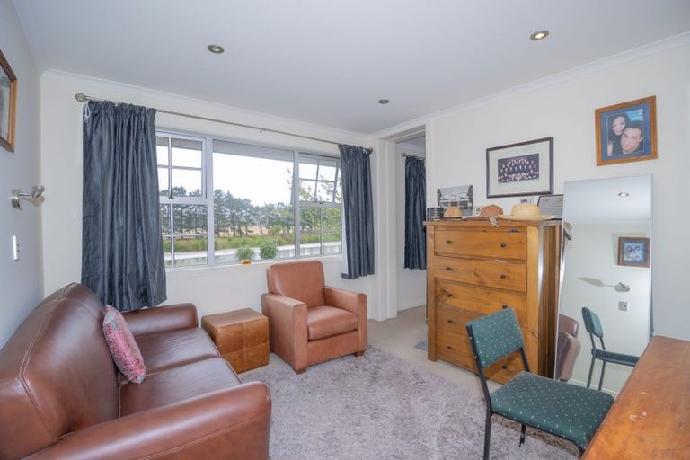 Photo of property in 59 Dittmer Drive, Awapuni, Palmerston North, 4412