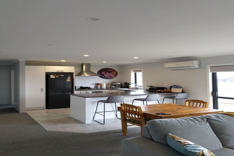 Photo of property in 1/21 Onukutara Place, Huntington, Hamilton, 3281