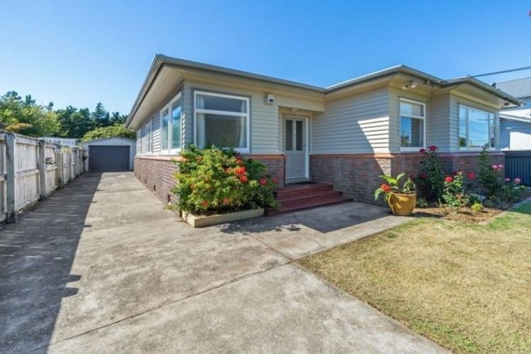 Photo of property in 12 Tennyson Street, Petone, Lower Hutt, 5012