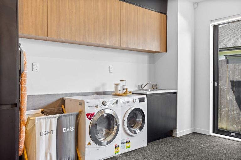 Photo of property in 11 Cutfield Lane, Kumeu, 0810