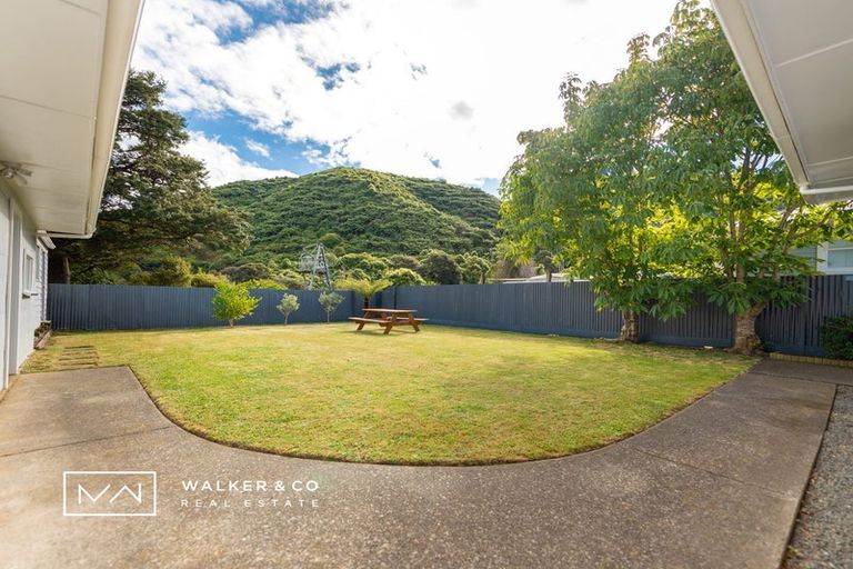 Photo of property in 84 Black Beech Street, Birchville, Upper Hutt, 5018
