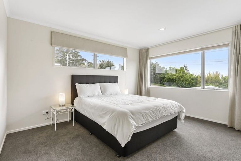 Photo of property in 135 Vipond Road, Stanmore Bay, Whangaparaoa, 0932