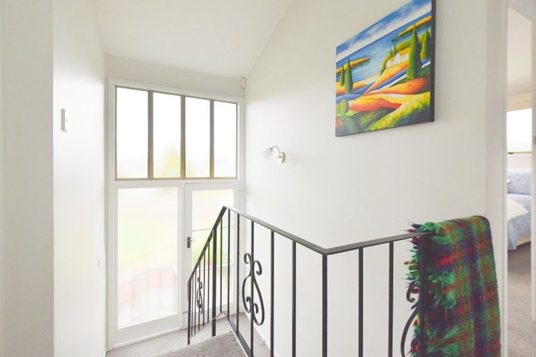 Photo of property in 8 Walnut Place, Owhata, Rotorua, 3010