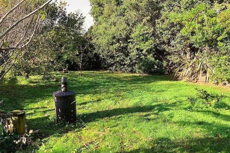 Photo of property in 27 Sergeant Road, Awhitu, Waiuku, 2684