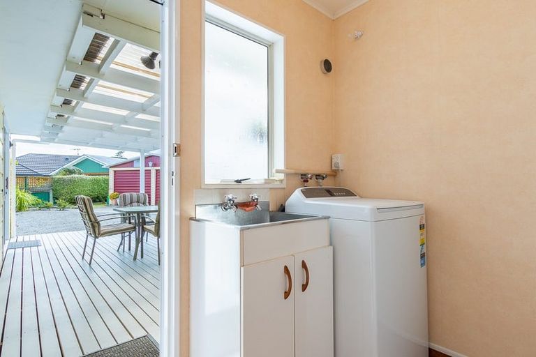 Photo of property in 15 Belvedere Avenue, Waikanae, 5036