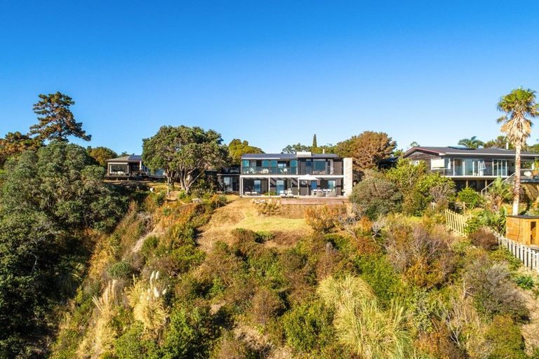 Photo of property in 10 Newton Road, Oneroa, Waiheke Island, 1081