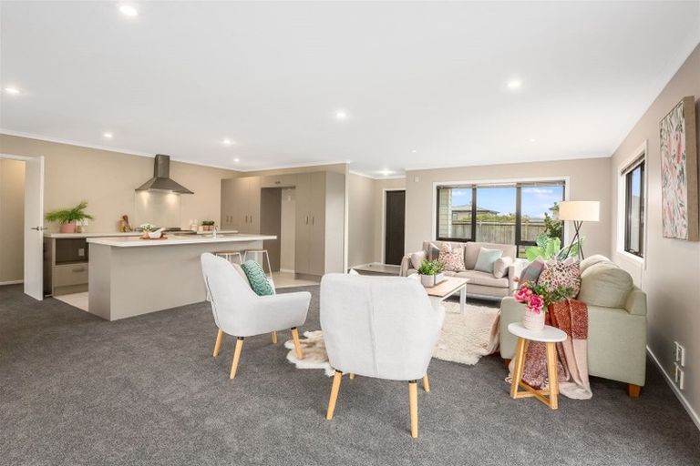 Photo of property in 3 Nelson Avenue, Aotea, Porirua, 5024