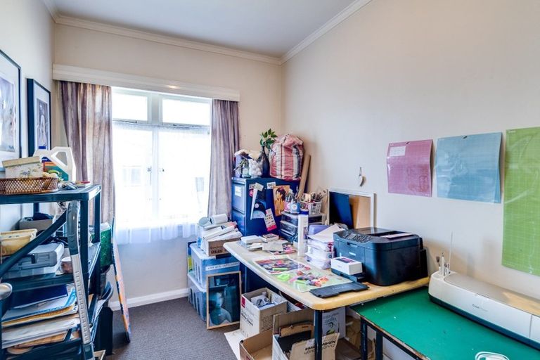 Photo of property in 22 Barton Avenue, Marewa, Napier, 4110