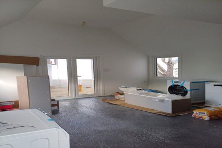 Photo of property in 111 Hill Street, Thorndon, Wellington, 6011