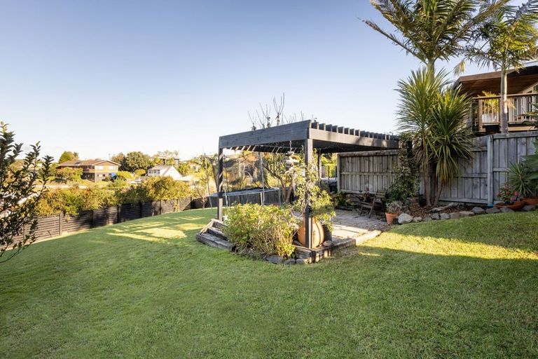 Photo of property in 26 Omokoroa Road, Omokoroa, 3114