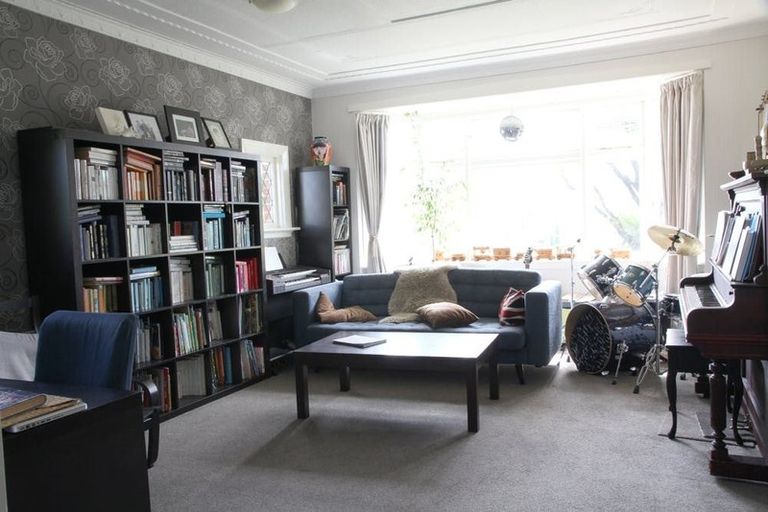 Photo of property in 56 Signal Hill Road, Opoho, Dunedin, 9010