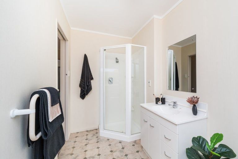 Photo of property in 14 Emmerdale Mews, Highbury, Palmerston North, 4412