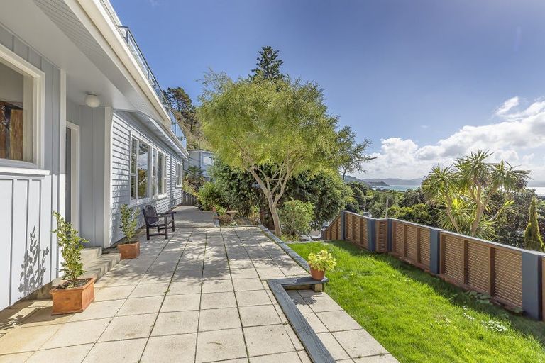 Photo of property in 112 Inglis Street, Seatoun, Wellington, 6022