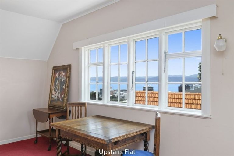 Photo of property in 1 Glasgow Street, Kelburn, Wellington, 6012