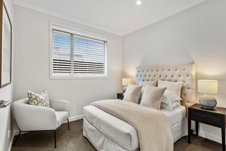 Photo of property in 11 Munro Oak Lane, Clevedon, Papakura, 2582