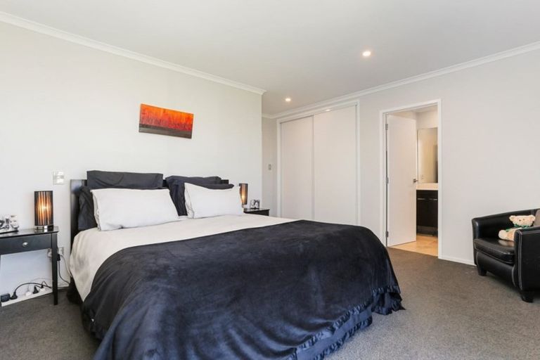 Photo of property in 10 Rangihina Road, Hobsonville, Auckland, 0616