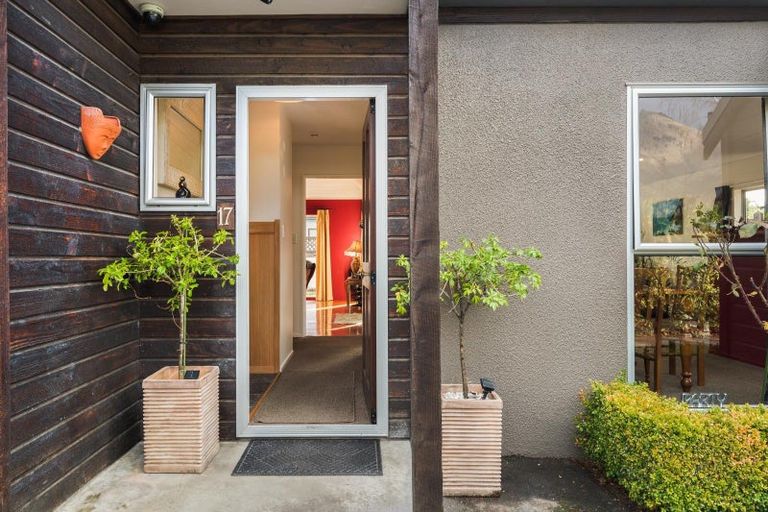 Photo of property in 17 Kawarau Place, Frankton, Queenstown, 9300