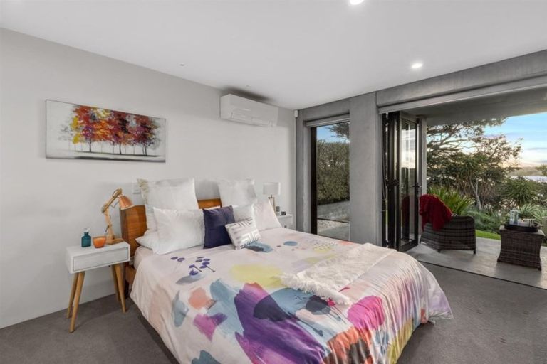 Photo of property in 2/272 Hurstmere Road, Takapuna, Auckland, 0622