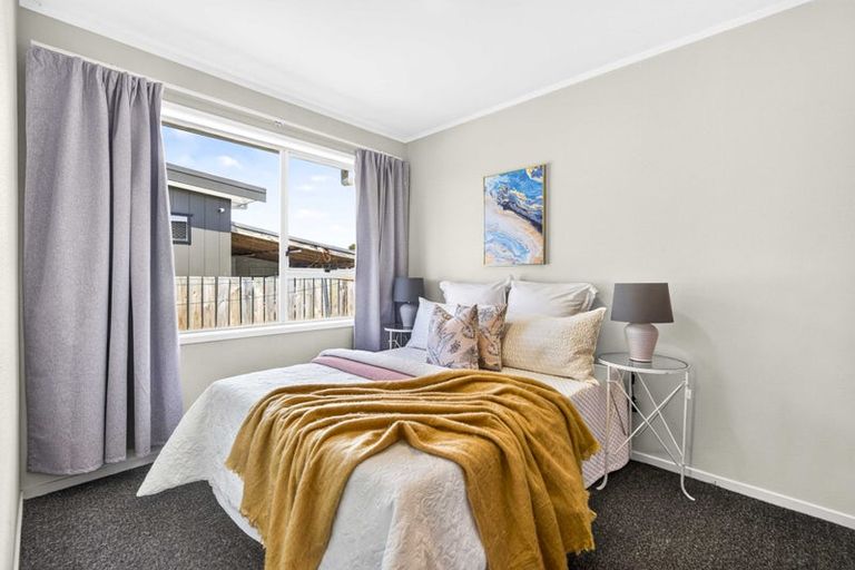 Photo of property in 1a Melanie Place, Orewa, 0931