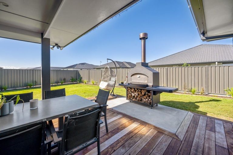 Photo of property in 4 Ruapehu Road, Poraiti, Napier, 4112