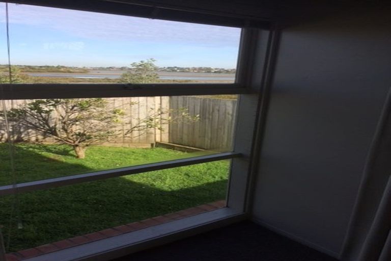 Photo of property in 91 Edgewater Drive, Pakuranga, Auckland, 2010