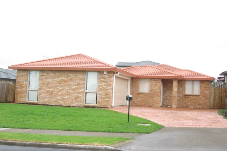 Photo of property in 11 Frederick Reece Drive, The Gardens, Auckland, 2105