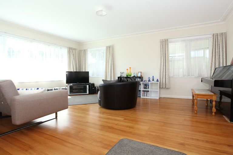 Photo of property in 1 Pollen Crescent, Melville, Hamilton, 3206