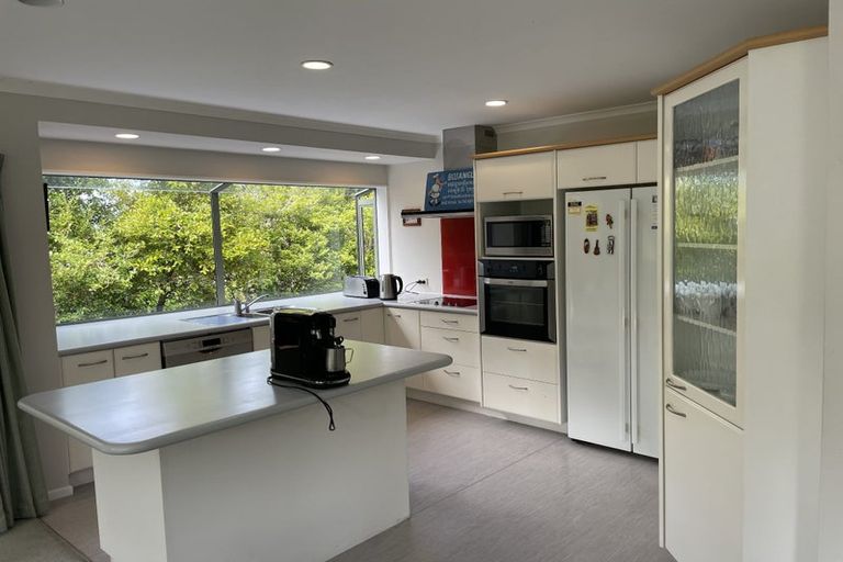 Photo of property in 255 Golf Road, Titirangi, Auckland, 0604