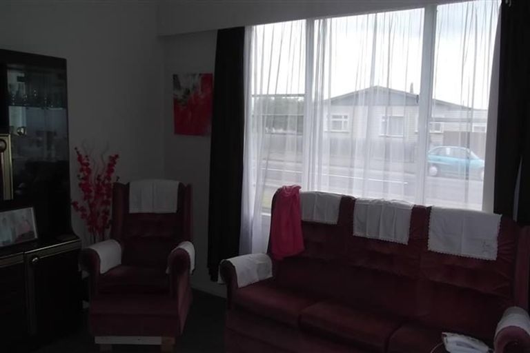 Photo of property in 914 Saint Aubyn Street East, Parkvale, Hastings, 4122